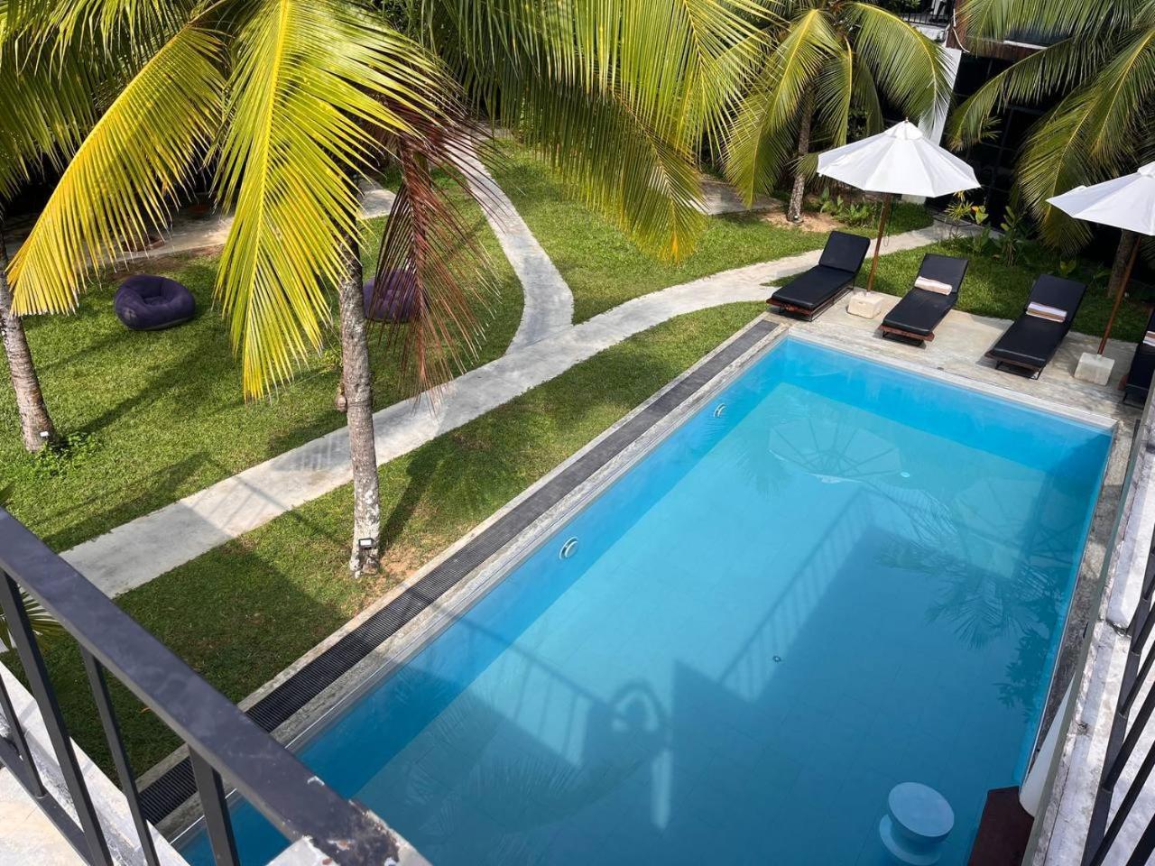Voda Hotel Унаватуна Экстерьер фото